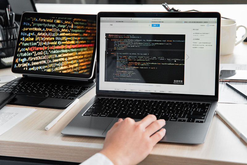 Aplikasi booking online untuk reservasi layanan bisnis