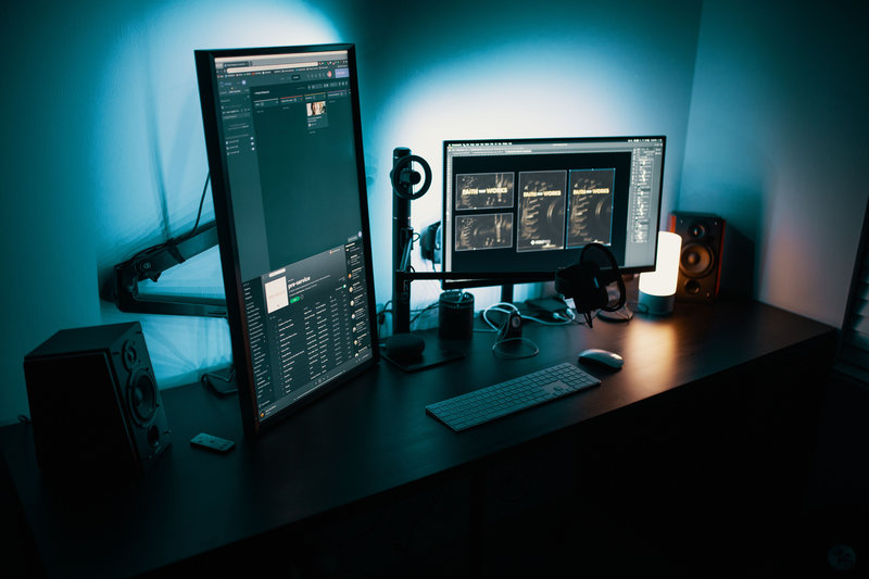Computer mobile cart untuk fasilitas kesehatan