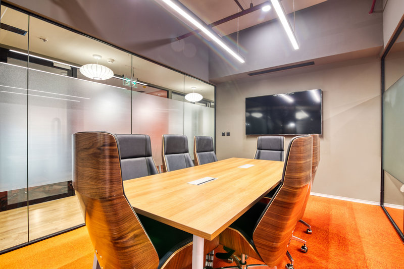 Anggaran implementasi smart office untuk bisnis