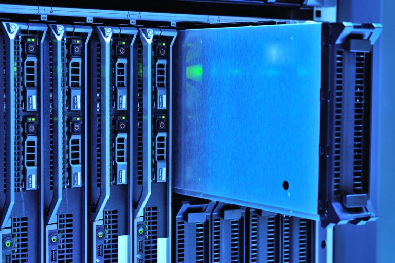 Solusi server dan storage untuk enterprise